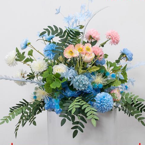 Wavy Floral Candlestick Table Centerpiece